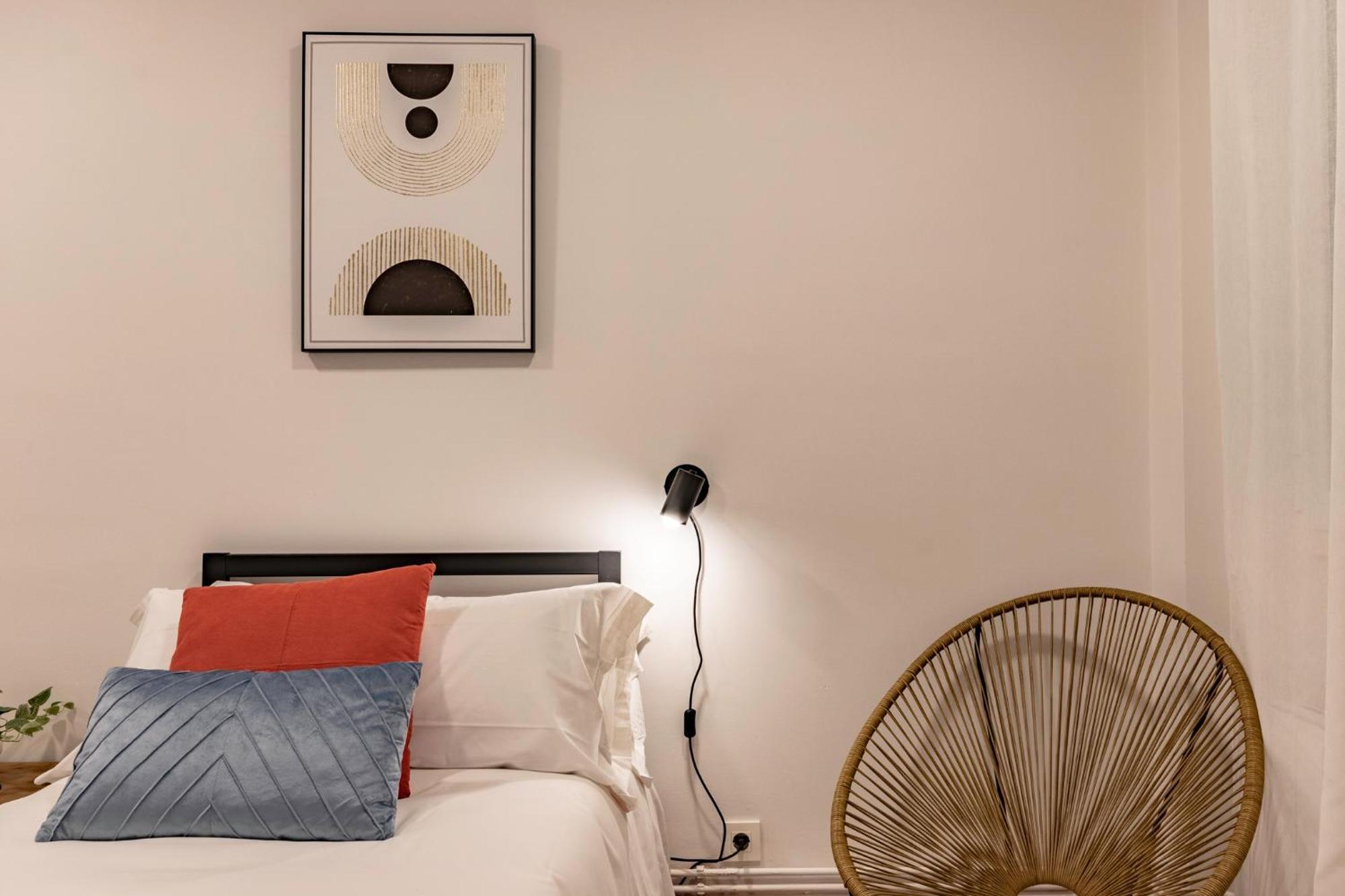 Apartamento Casco Viejo Junto A La Catedral Y Parking Opcional *
