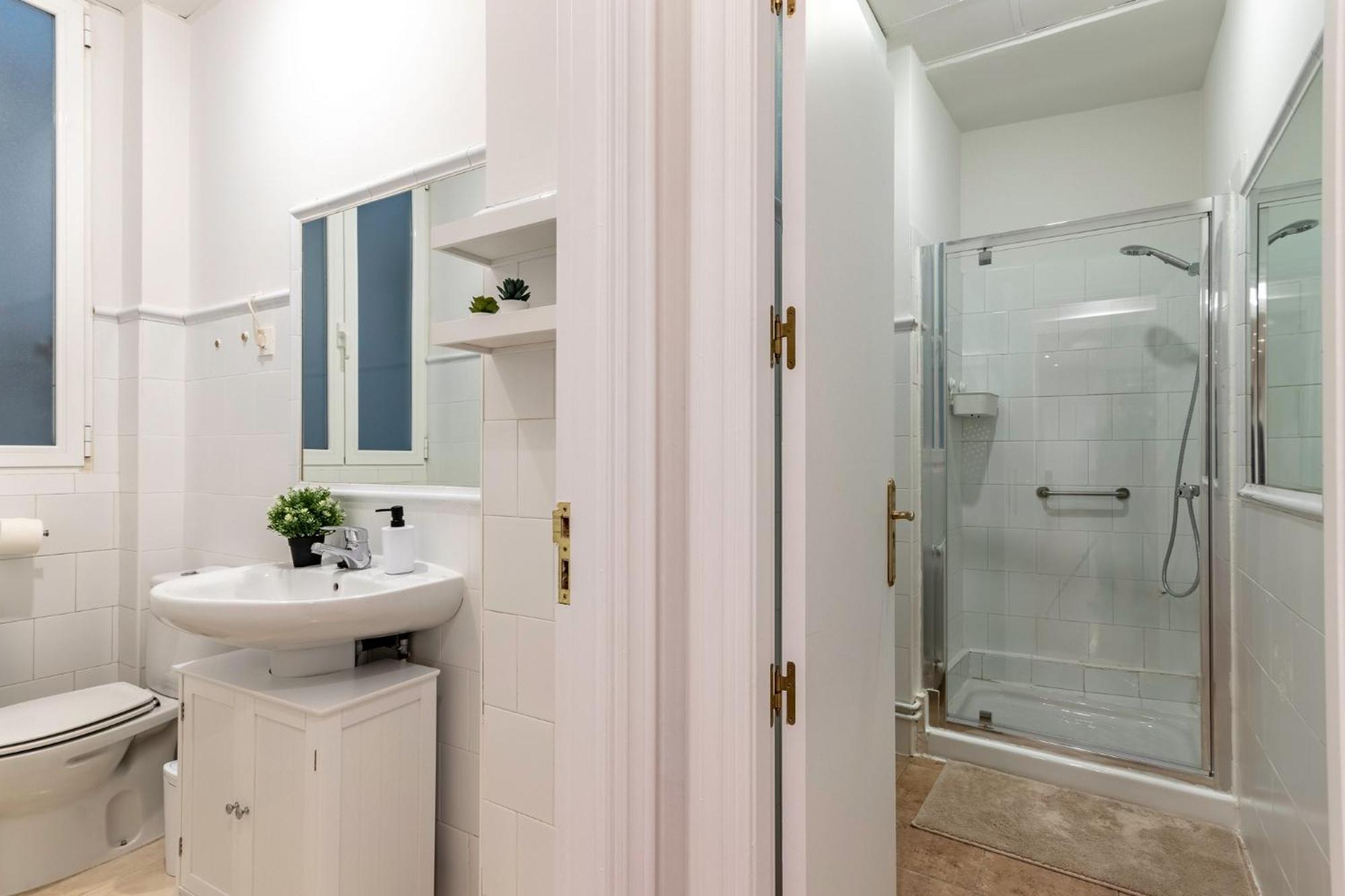 Apartamento Casco Viejo Junto A La Catedral Y Parking Opcional Bilbao